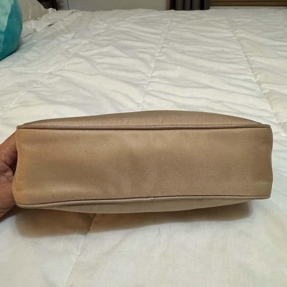 Prada Re-edition Nylon Crossbody bag, 2020, Desert beige color - Picture 12 of 13